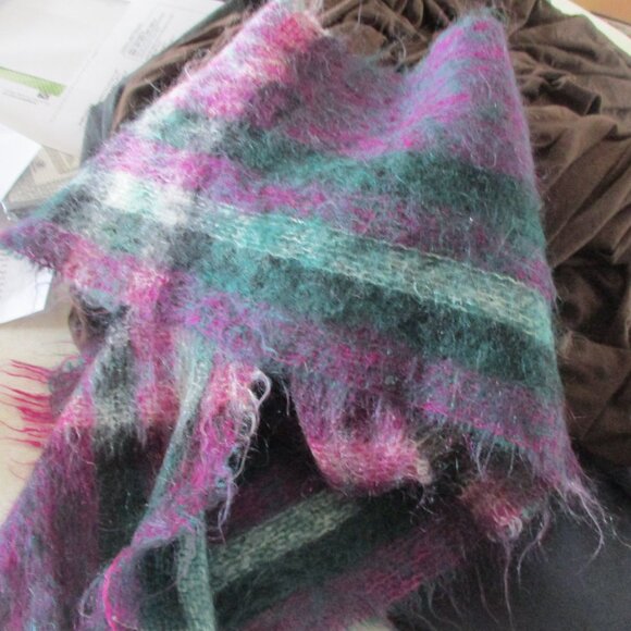 Vintage Mohair wool Plaid Scarf powers dept store - Picture 3 of 3